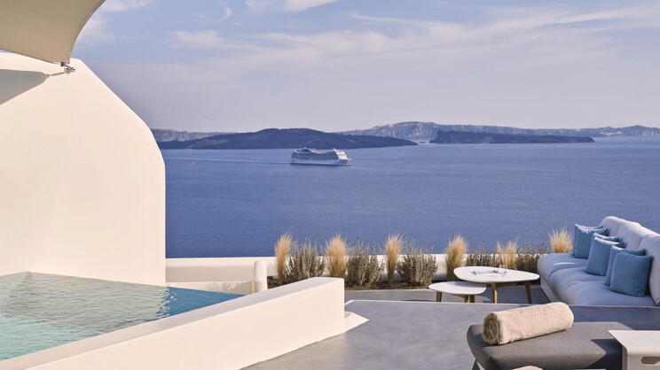 Canaves Oia Suites